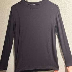 Lululemon Model Pleated Back Long Sleeve Shirt